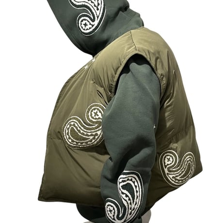 EPTM/PAISLEY PUFFER VEST（REVERSIBLE）”OLIVE"