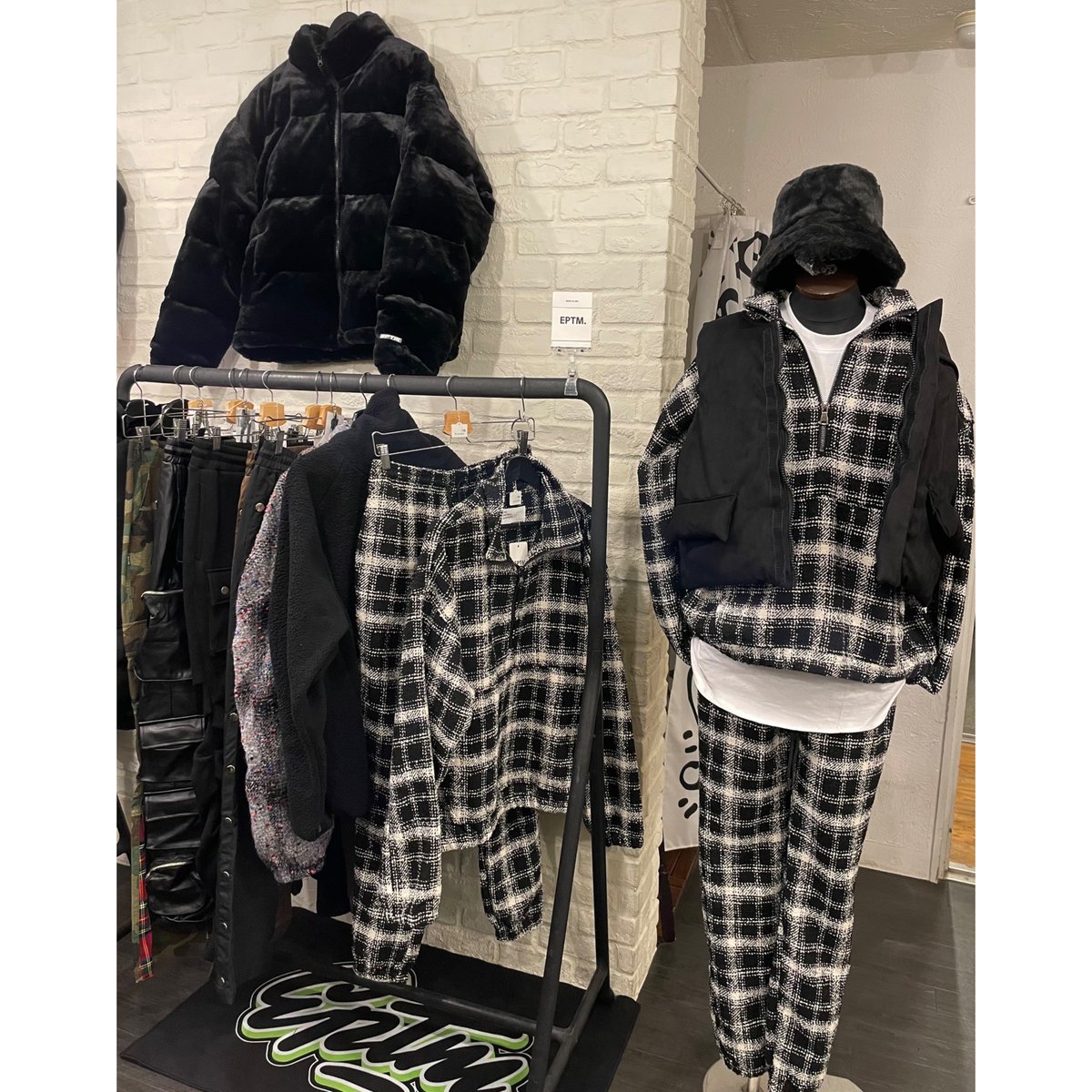 EPTM/FLANNEL Zip Up Tops (SET UP) | BINGOSTAR ・