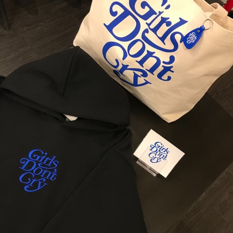 GIRLS DON'T CRY × SMETS/LOGO KEY HOLDER