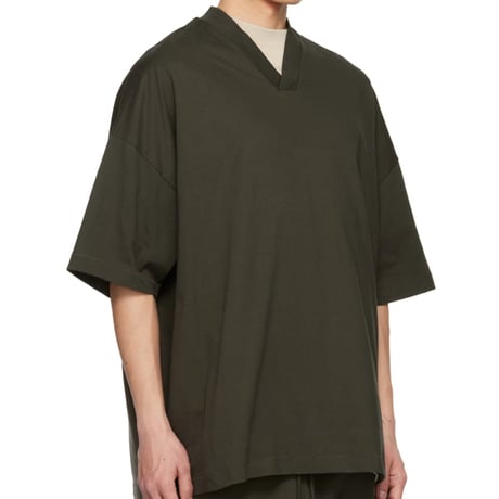 ESSENTIALS  fear of god /Vneck Logo Tshirt  "Off Black "