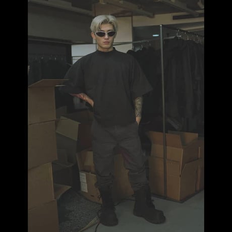 YEEZY GAP by BALENCIAGA / CROP DOVE NO SEAM TEE  "WASH BLACK"