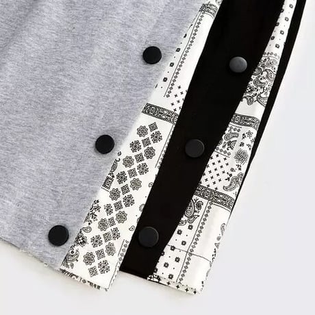 WOSS.official/BANDANA button Shorts