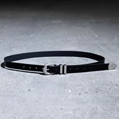 By The R/ Leather belt