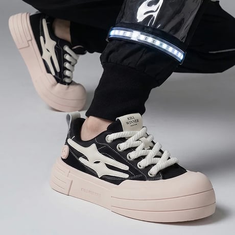 KillWinner/Smile Life Sneaker