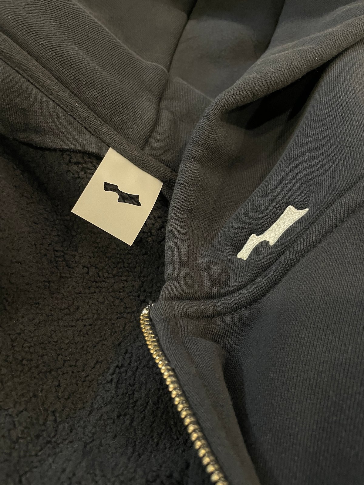 SKYLRK / Zip Hoodie 