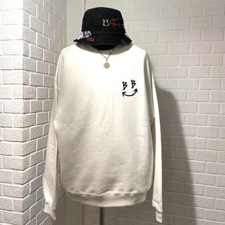 BLACK BLOND/BB logo smile  Crewneck Sweatshirt  (WHITE)