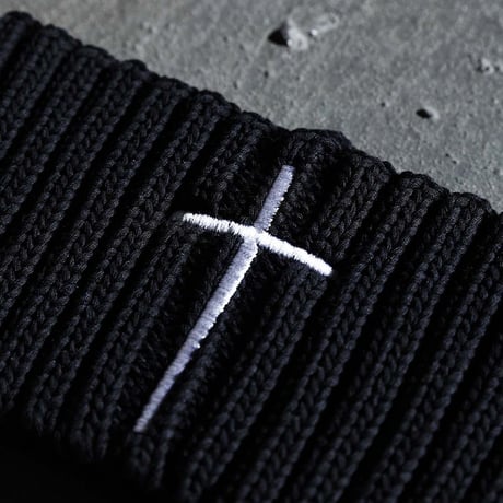 By The R/ Cross knit HairBand