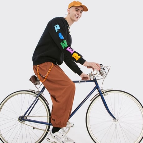 WOSS.official/mix color LOGO Crewneck