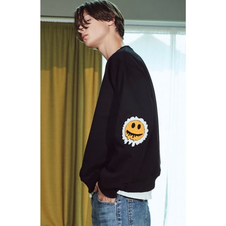 MISTER CHILD/Smile elbow  crewneck "BLACK"