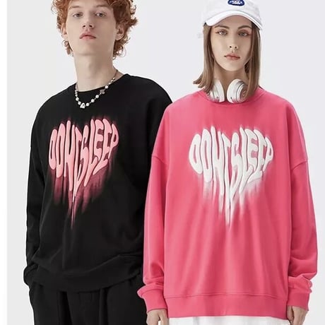 WOSS.official/HEART Crewneck Sweat