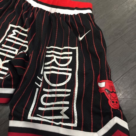 Iridium Clothing/Bulls custom shorts ブラック