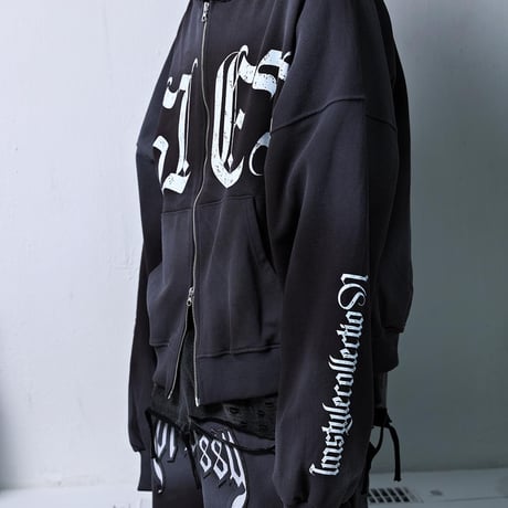 By The R/ Spray ZipUp Hoodie  BLACK