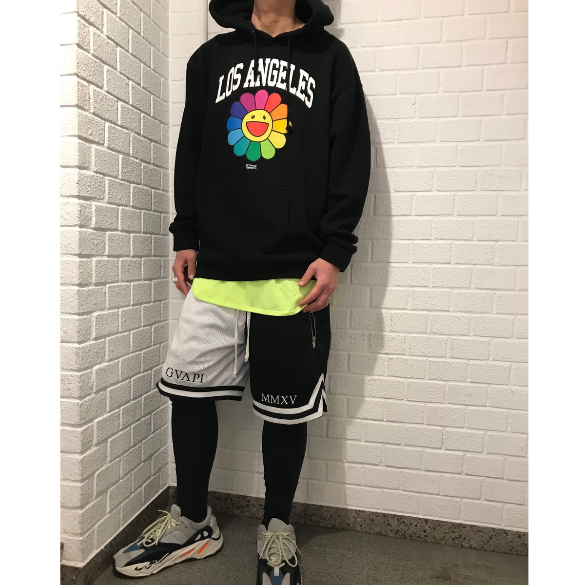 【希少•限定】COMPLEXCON × 村上隆 Flower Hoodie M Complexcon限定/村上隆 KAIKAI KIKI Hoodie | BINGOSTAR