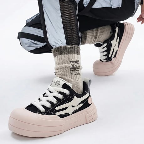 KillWinner/Smile Life Sneaker