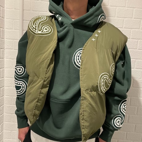 EPTM/PAISLEY PUFFER VEST（REVERSIBLE）”OLIVE"