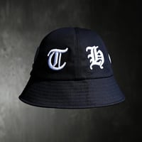 ByTheR/ Embroid  Logo Hat