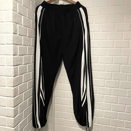 Mismatch NYC/White Line pants