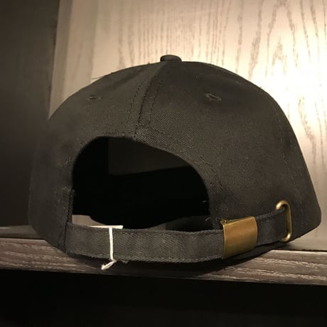 No Face No case/  green red line  Cap