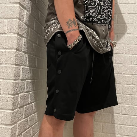 WOSS.official/BANDANA button Shorts