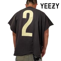 YEEZY / BOX 2 Tee "BLACK"
