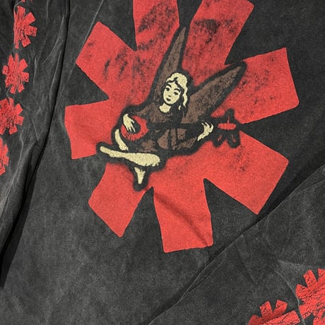 Mismatch NYC/”Chili Peppers” vintage Longsleeve Tee