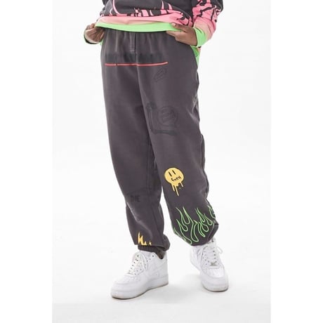 FNTY/Flying FLAME Sweat pants Faded Black