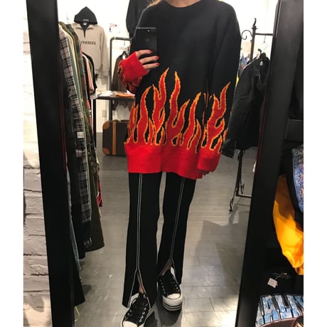 WOSS.official/FLAME Knit wear