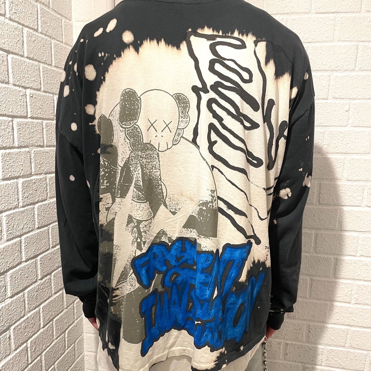 Travis Scott x fragment design x Kaws☆長袖Tシャツ ロンT