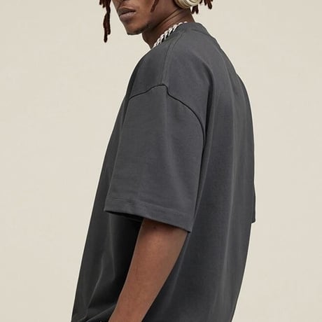 Mismatch NYC/ LIP Tee "DARK GRAY"