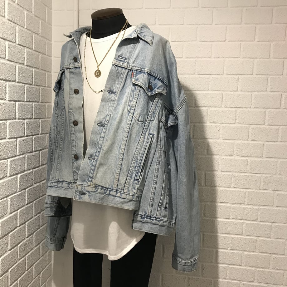 5e8435212a9a423e050a6dfd