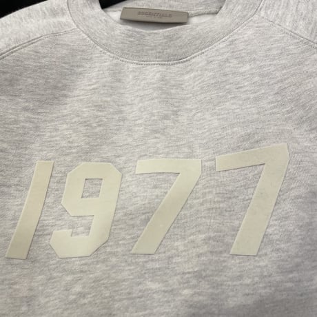 ESSENTIALS by Fear of God /1977 Crewneck "OFF WHITE"