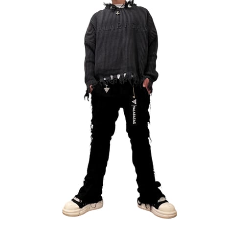 VALABASAS / Damaged Knit