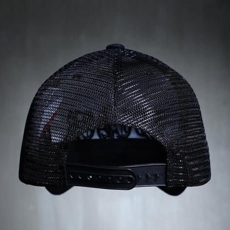 By The R/ Letter Mesh Cap "BLACK×WHITE"