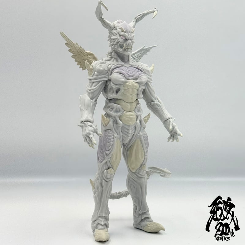 素体ホラー リアルソフビフィギュア －スーツVer.－ GAMES GLORIOUS