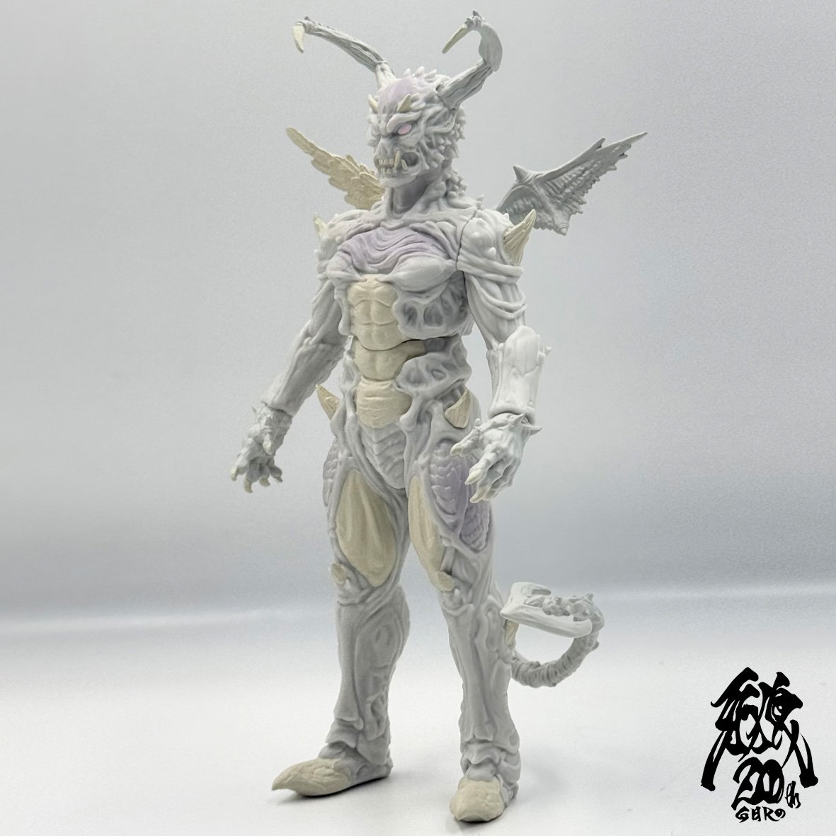 素体ホラー リアルソフビフィギュア －スーツVer.－ GAMES GLORIOUS