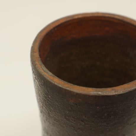 シンプルな陶器 の花器  ツールスタンド / ie22_304