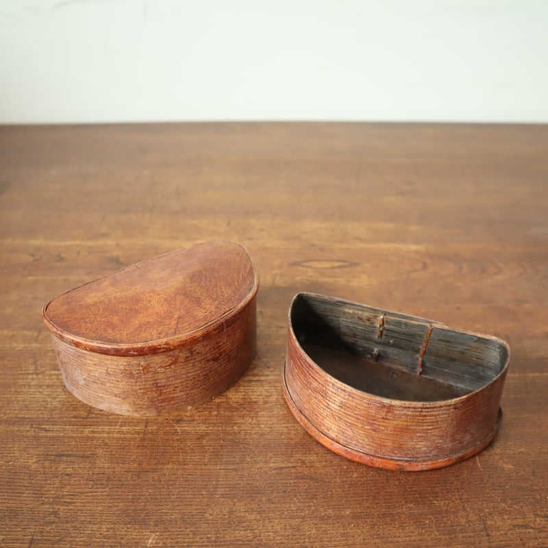 曲げわっぱの入れ物 半月型 / ie24_002 | 古道具 イエノコモノ