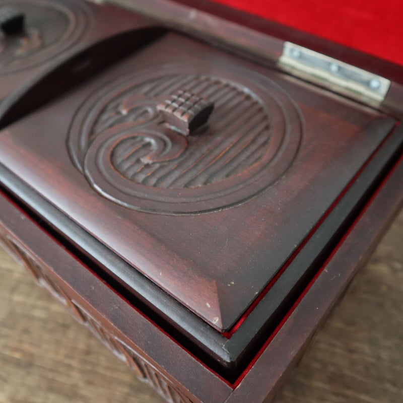 木彫のアクセサリーケース オルゴール付 / ie22_235 | 古道具 イエノコモノ