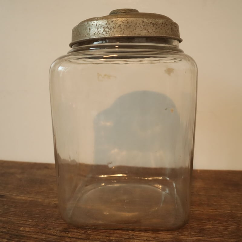 アルミ蓋の硝子瓶 四角ガラスジャー 保存瓶 / ie22_248 | 古道具 ...