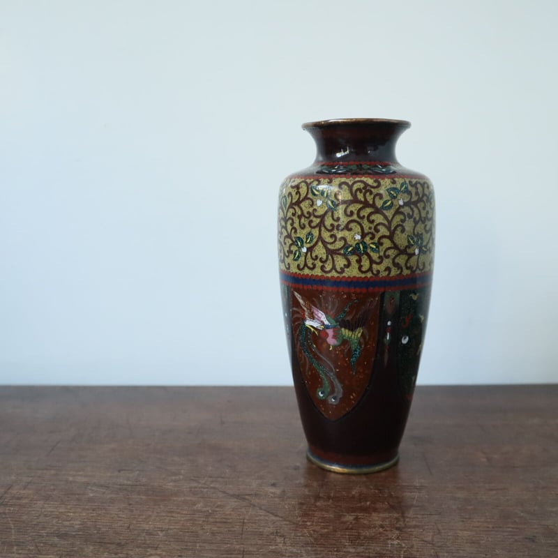 骨董　時代もの　金の網目に蝶々　花瓶　花入　古い物　古い花瓶 骨董 時代もの 金の網目に蝶々 花瓶 花入 古い物 古い花瓶