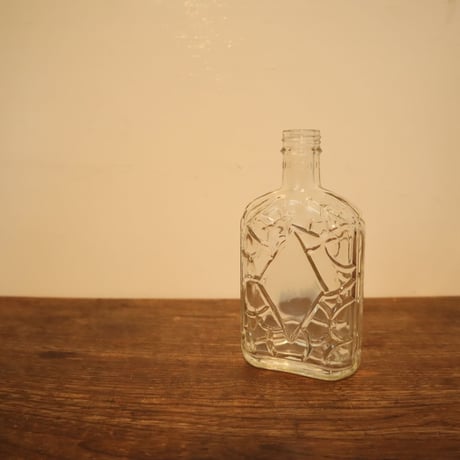 レトロなガラス 酒瓶 / ie22_264