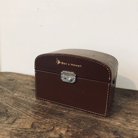 ヴィンテージ 革カメラケース Bell&Howell