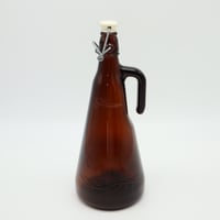 ビールの空き瓶 持ち手付き