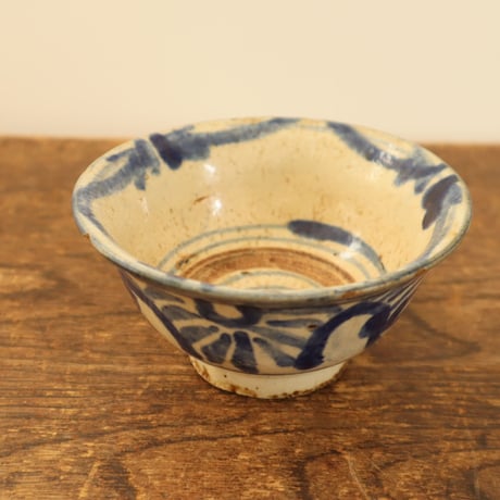 古い 染付のお茶碗 / ie22_294