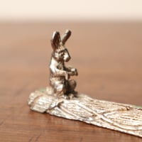 金属製 うさぎ 箸置き オブジェ 高さ3.5 ㎝ / ie22_370