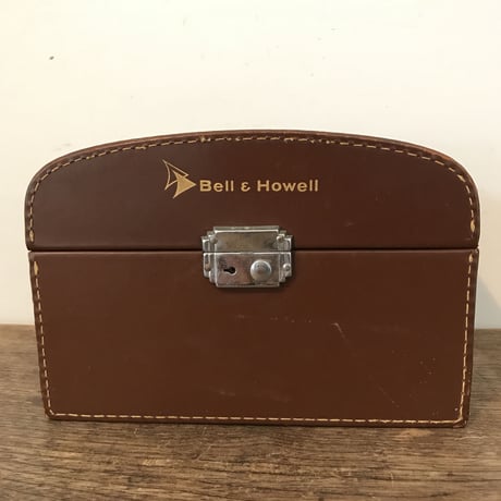 ヴィンテージ 革カメラケース Bell&Howell