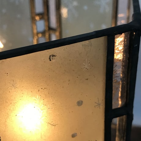 レトロなすりガラス 雪の結晶模様のランプ / ie22_116
