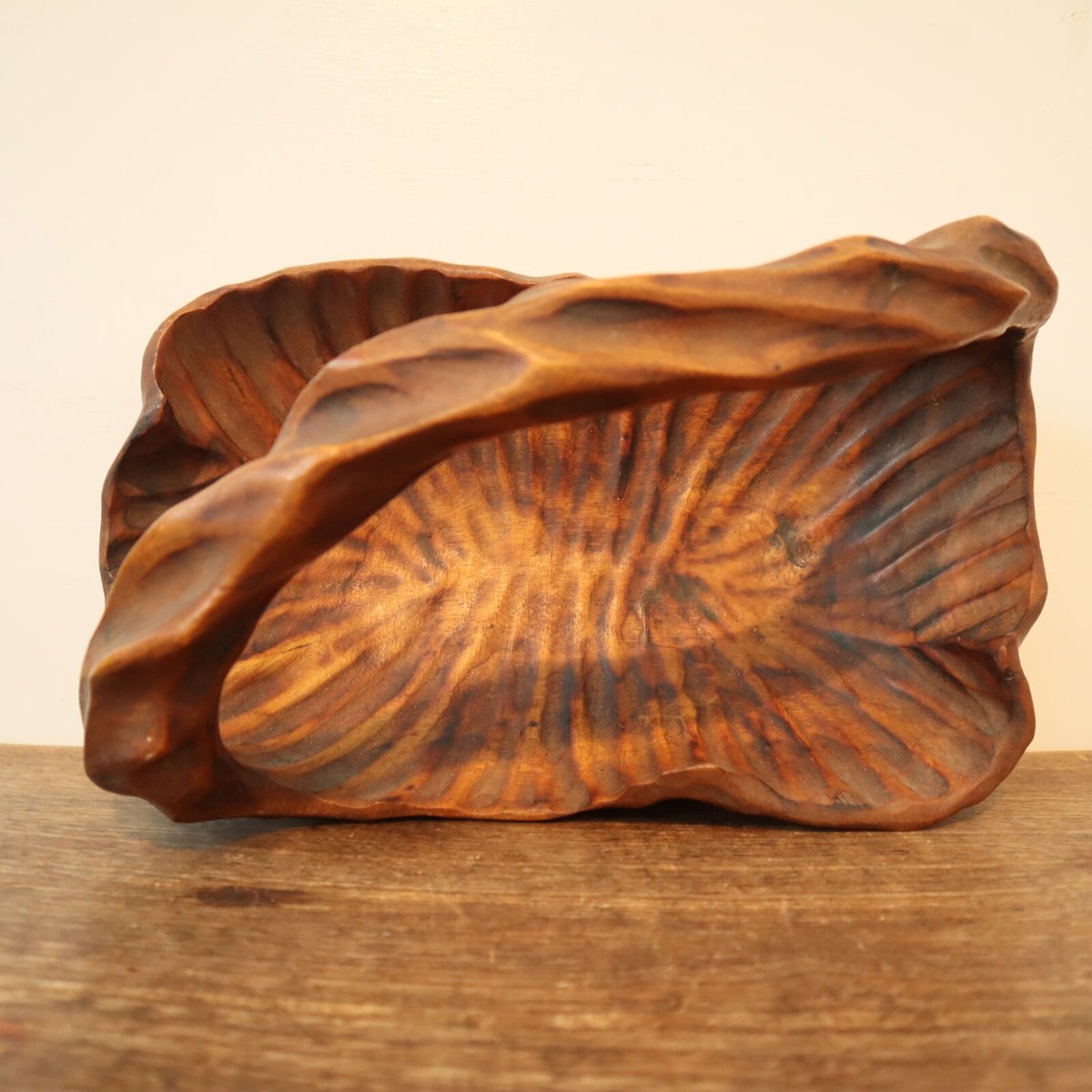 木彫りカゴ雑貨