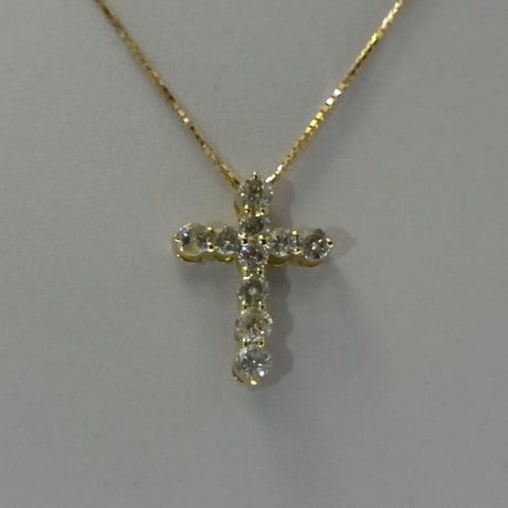 K18 ダイヤモンド　クロス　ペンダントネックレス　1.00ct