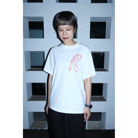 【 Moloch × Tsutomu Date 】A SECULAR ROSARY Tee ( WHITE )